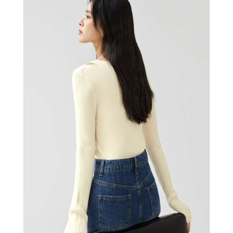 イエベ春服 ネックオフリブニット