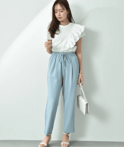 イエベ春/イエベ秋服 すっきりシルエット リラックスパンツ