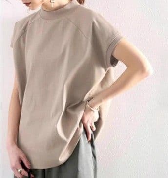 イエベ春/イエベ秋服 洗練モックネックラグランスリーブ